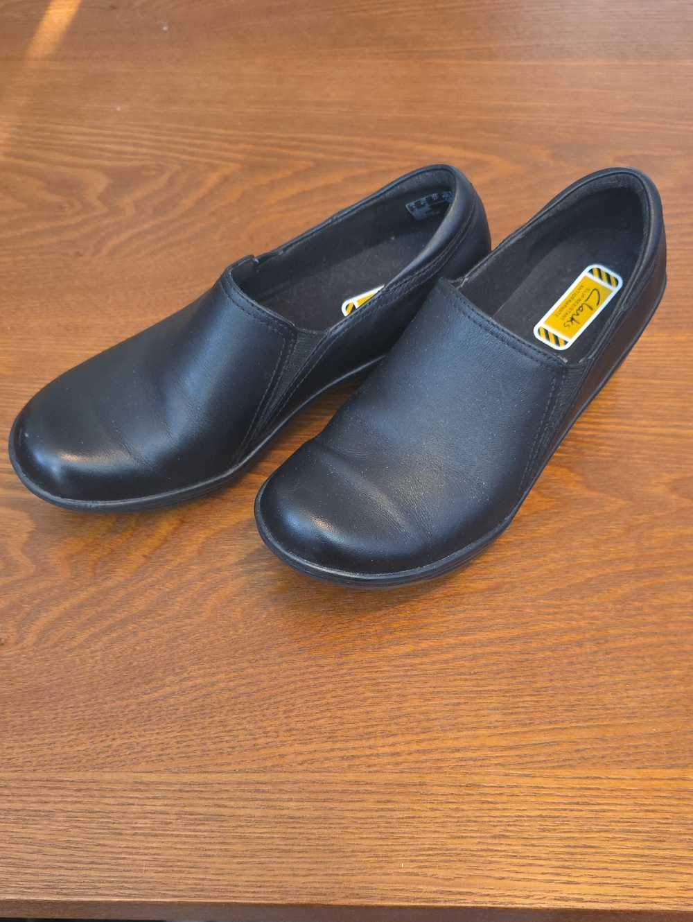 Clark's Slip-Resistant Black Slip-On Clog Style Shoes for Work/Walking Comfort